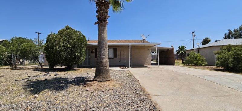 120 Debs Cir, Morristown, AZ 85342