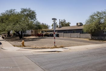 120 E Alice Ave #24, Phoenix, AZ 85020