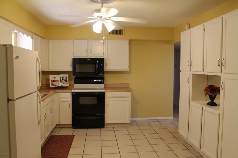 120 E Laurel Ave, Gilbert, AZ 85234