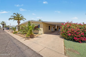 120 Val Vista Dr #207, Mesa, AZ 85213