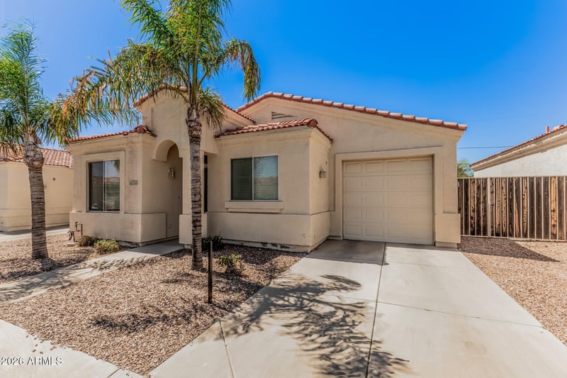 120 N Warren St, Mesa, AZ 85207