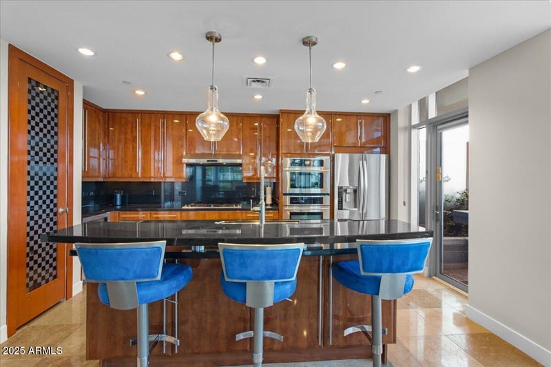120 Rio Salado Pw #102, Tempe, AZ 85281