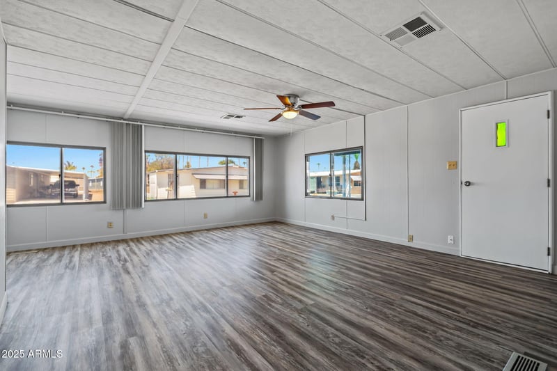 120 Val Vista Dr #137, Mesa, AZ 85213