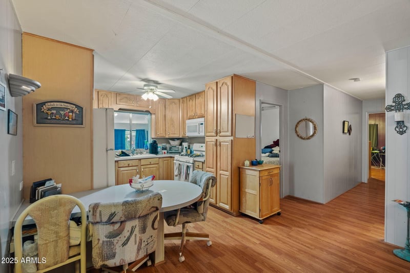 120 Val Vista Dr #156, Mesa, AZ 85213