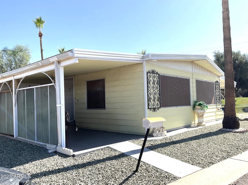 120 Val Vista Dr #196, Mesa, AZ 85213