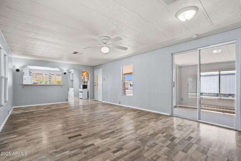 120 Val Vista Dr #202, Mesa, AZ 85213
