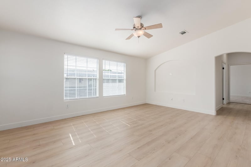 120 Val Vista Dr #228, Mesa, AZ 85213