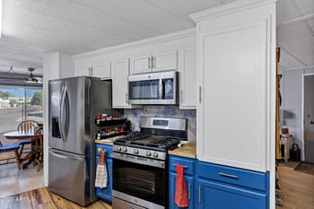 120 Val Vista Dr #236, Mesa, AZ 85213