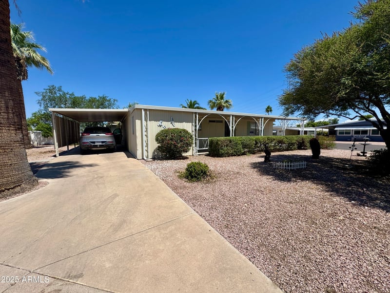 120 Val Vista Dr #272, Mesa, AZ 85213