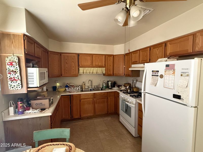 120 W Gary Way, Phoenix, AZ 85041