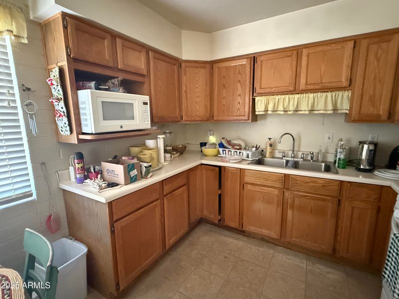 120 W Gary Way, Phoenix, AZ 85041