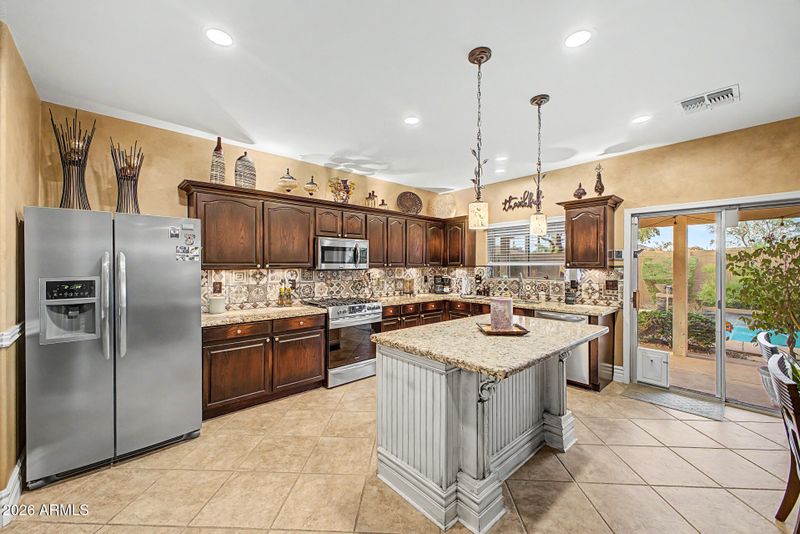 1200 E Horseshoe Dr, Chandler, AZ 85249