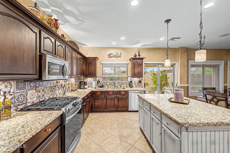 1200 E Horseshoe Dr, Chandler, AZ 85249