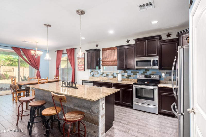 12002 Calle Hermosa Ln, Avondale, AZ 85323