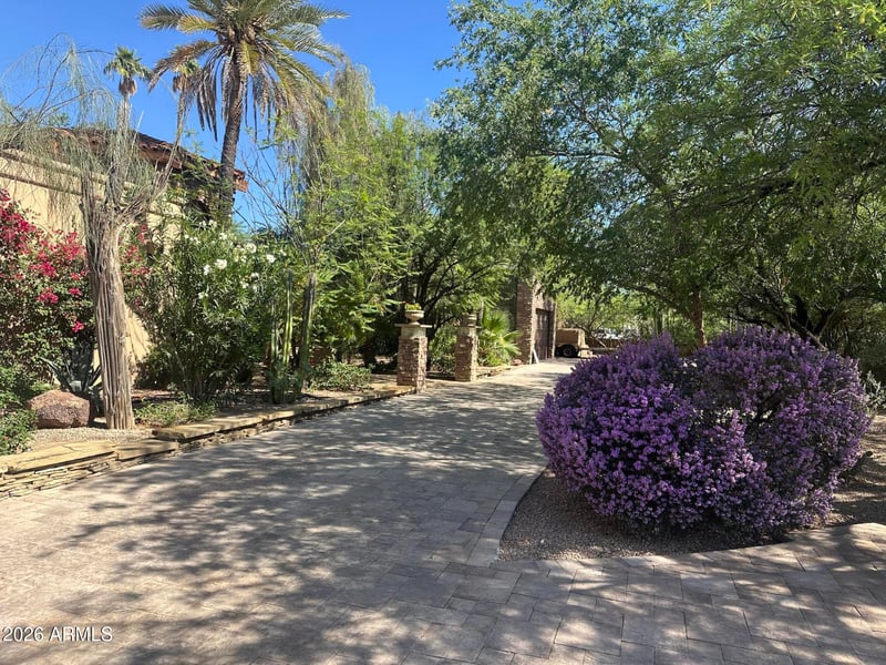 12004 Sundown Dr, Scottsdale, AZ 85260