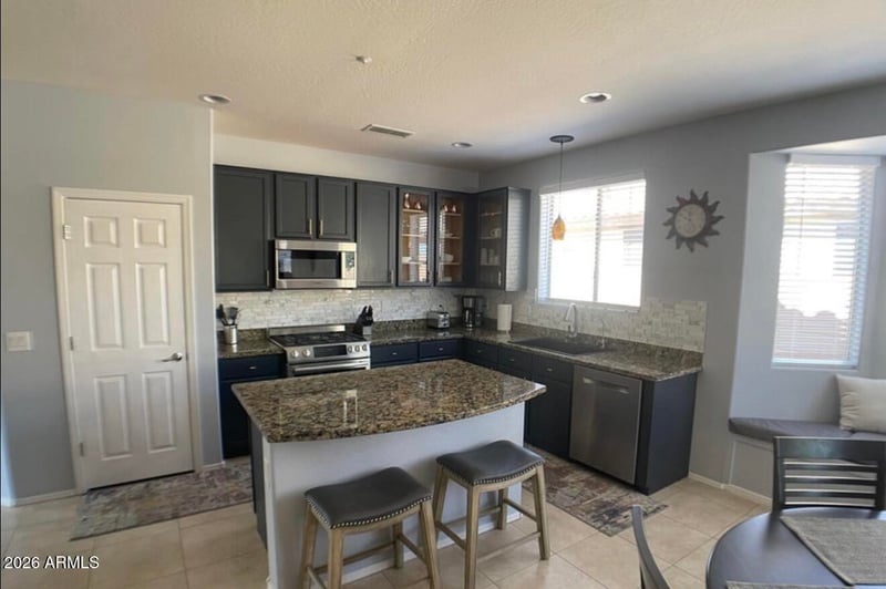 12004 W Eagle Ridge Ln, Peoria, AZ 85383