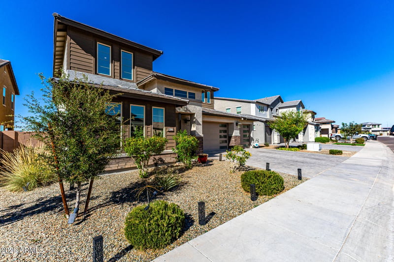 12006 W Luxton Ln, Avondale, AZ 85323