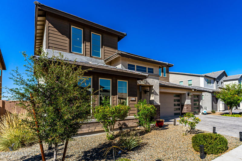 12006 W Luxton Ln, Avondale, AZ 85323