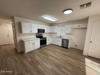 12009 Holly St, Avondale, AZ 85392