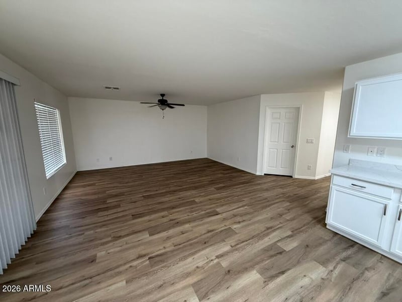 12009 Holly St, Avondale, AZ 85392