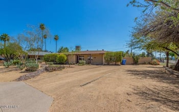 1201 Desert Park Ln, Phoenix, AZ 85020