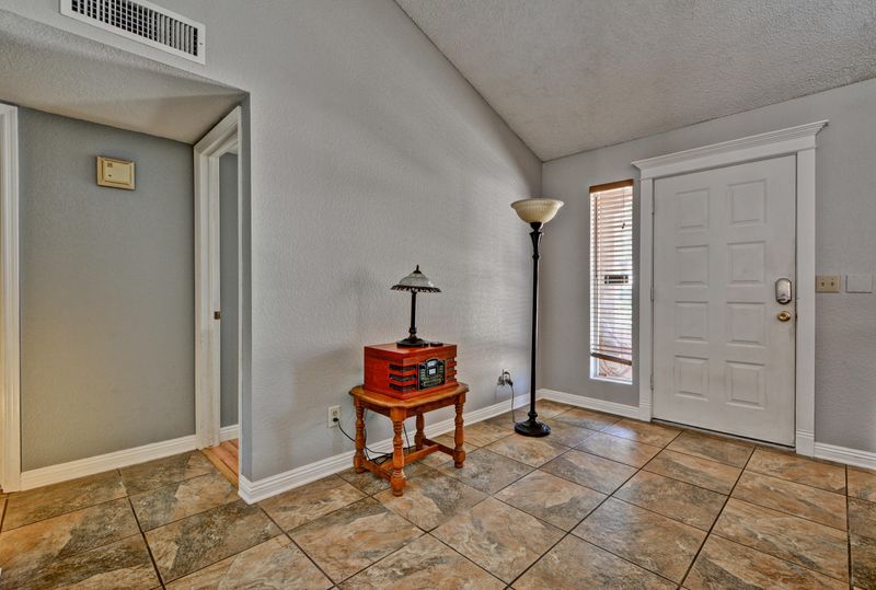 1201 E Piute Ave, Phoenix, AZ 85024
