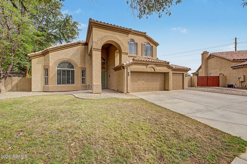 1201 W Washington Ave, Gilbert, AZ 85233