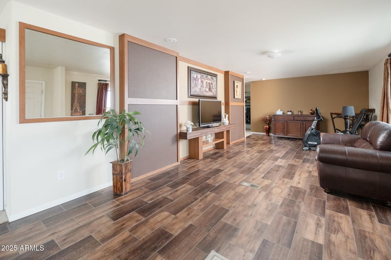 12011 222nd Ave, Buckeye, AZ 85326