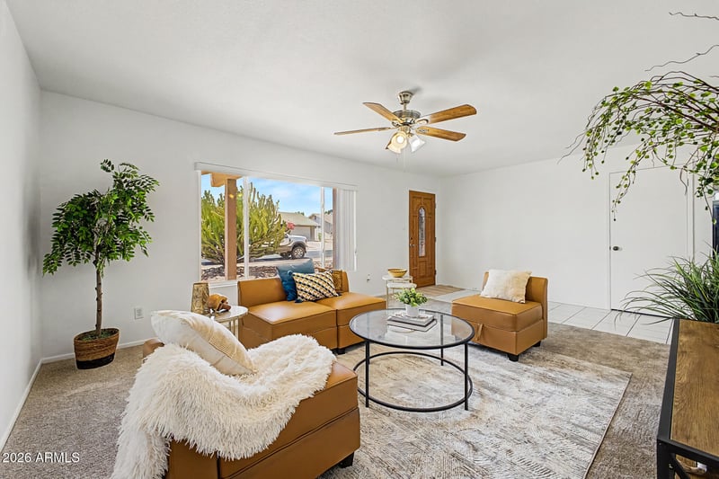 12011 Tomi Dr, Phoenix, AZ 85044