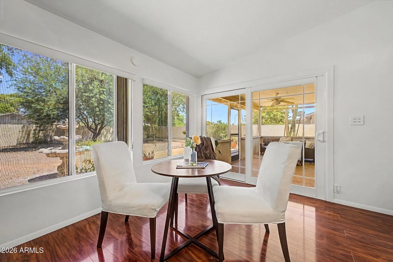 12011 Tomi Dr, Phoenix, AZ 85044
