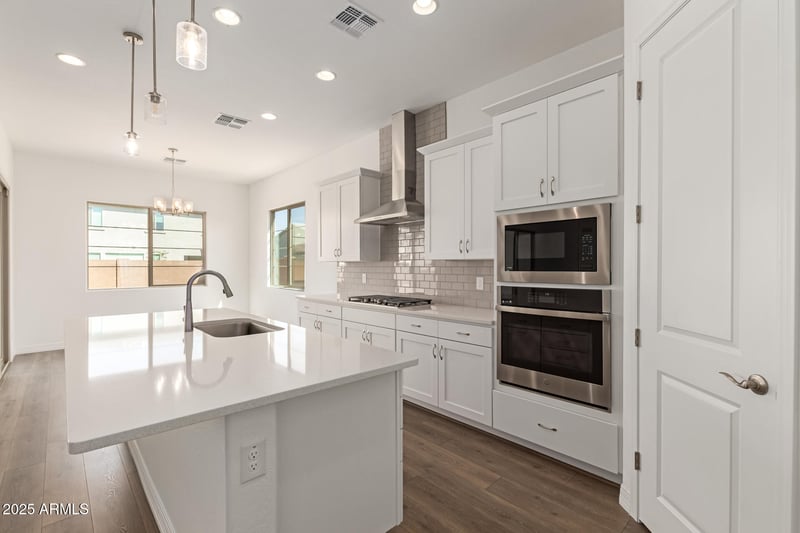 12012 W Parkway Ln, Avondale, AZ 85323