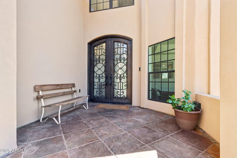 12015 S Tuzigoot Dr, Phoenix, AZ 85044