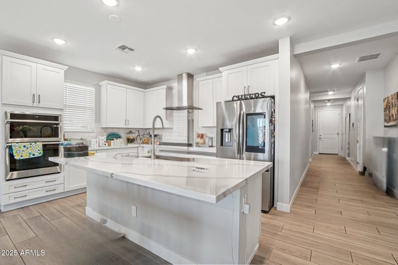 12018 Luxton Ln, Avondale, AZ 85323