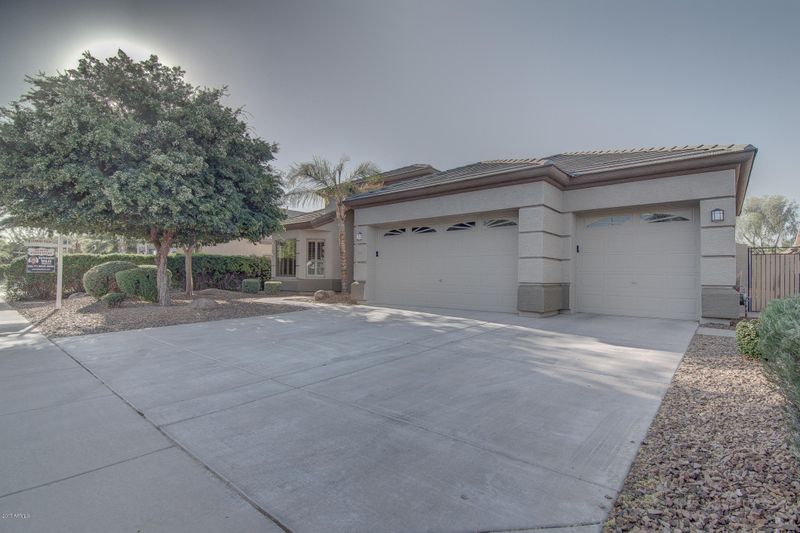 1202 E Geronimo Pl, Chandler, AZ 85225