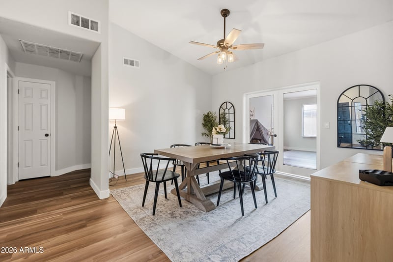 1202 Greenway Cir, Mesa, AZ 85203