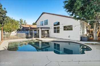 1202 E Lighthouse Ct, Gilbert, AZ 85234