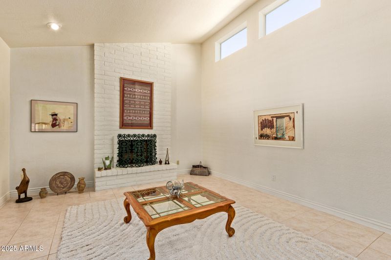 1202 E Northshore Dr, Tempe, AZ 85283
