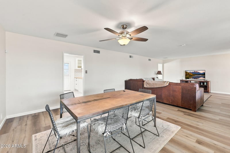 1202 E Northview Ave, Phoenix, AZ 85020