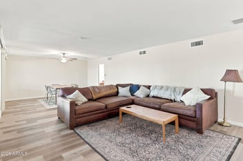 1202 Northview Ave, Phoenix, AZ 85020