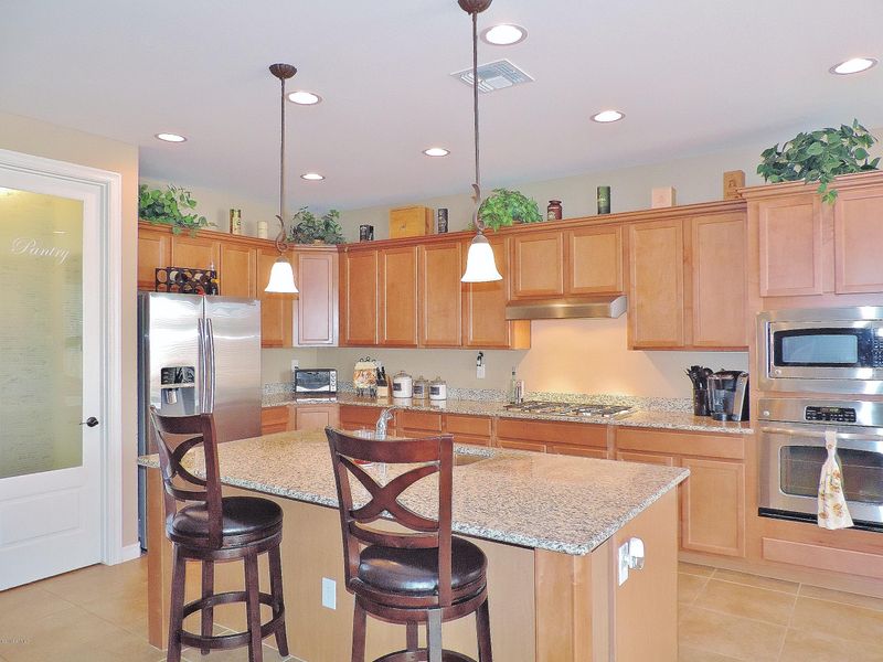 1202 E Zion Way, Chandler, AZ 85249