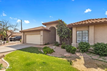 1202 Greenway Cir, Mesa, AZ 85203