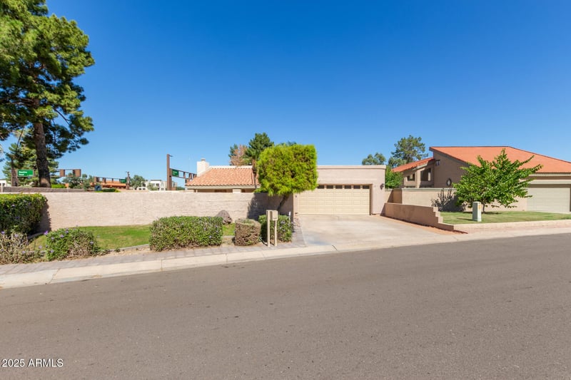 1202 Northshore Dr, Tempe, AZ 85283