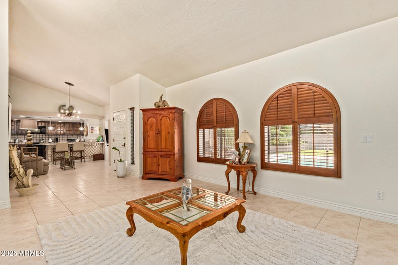 1202 Northshore Dr, Tempe, AZ 85283