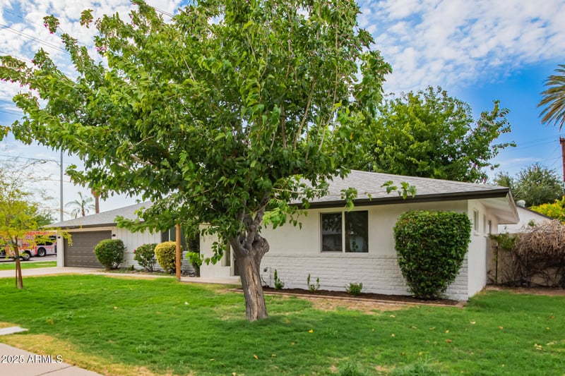 1202 Palmaire Ave, Phoenix, AZ 85020