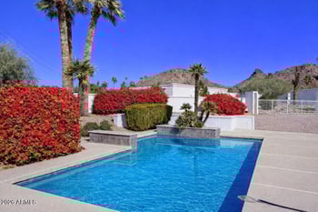 1202 Rowlands Ln, Phoenix, AZ 85022