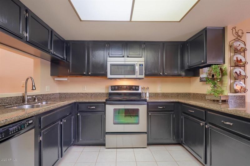12020 N 27th Pl, Phoenix, AZ 85028