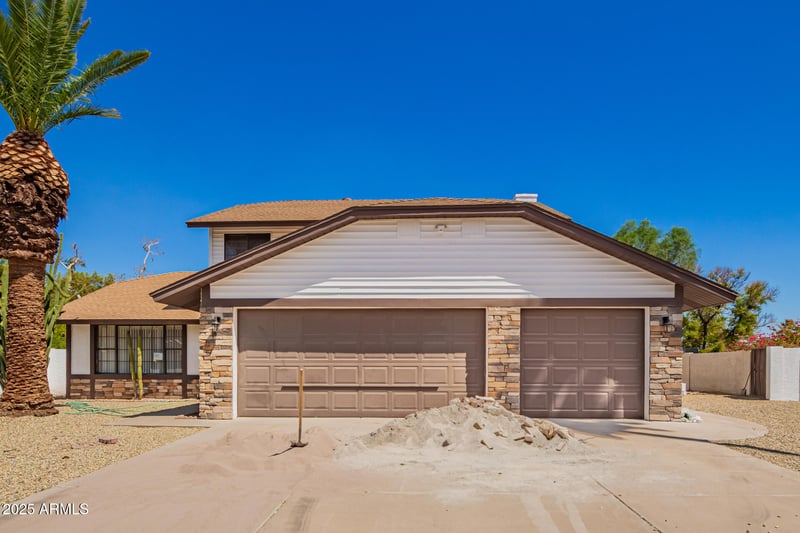 12021 65th Ave, Glendale, AZ 85304