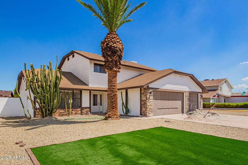 12021 65th Ave, Glendale, AZ 85304