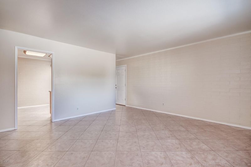 12021 N Thunderbird Rd, Sun City, AZ 85351