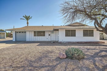 12021 Riviera Ct, Sun City, AZ 85351